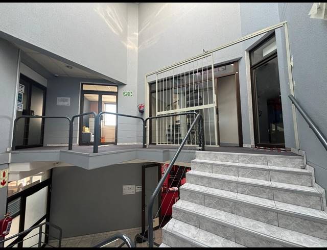 330M² OFFICE TO LET IN TYGER VALLEY